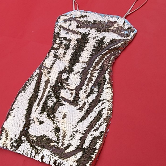 Endless Rose Dress in rose gold scales XS NWT - Picture 3 of 5